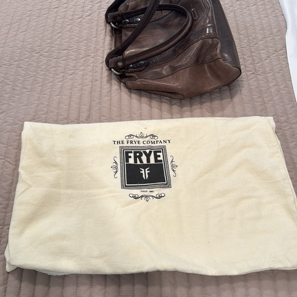 Frye Brown Leather Shoulder Bag with Structured Design - Picture 15 of 15